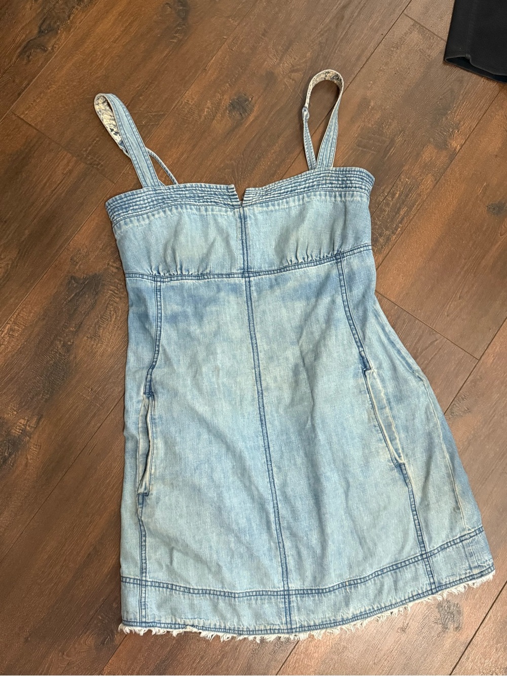Anthropology Pilcro light wash denim mini dress US 6